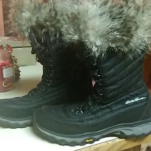 Eddie Bauer size 10 winter boots